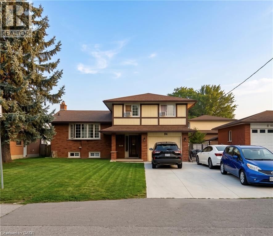 Property Photo:  84 Amherst Drive  ON N2P 1C9 
