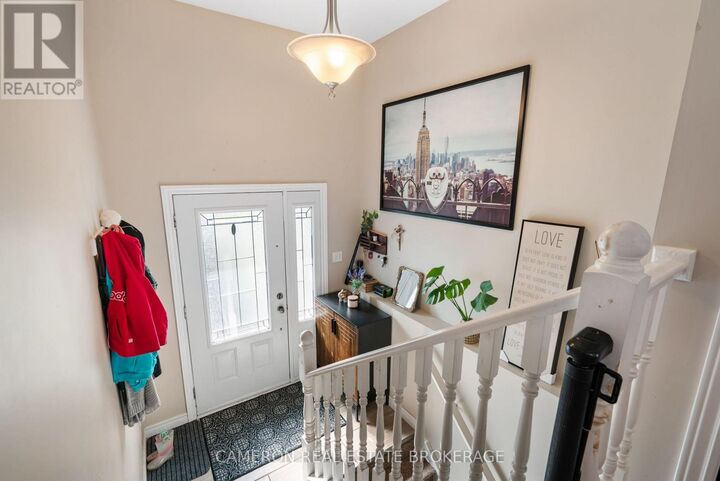 Property Photo:  137 Bellwood Drive  ON K6H 7M3 
