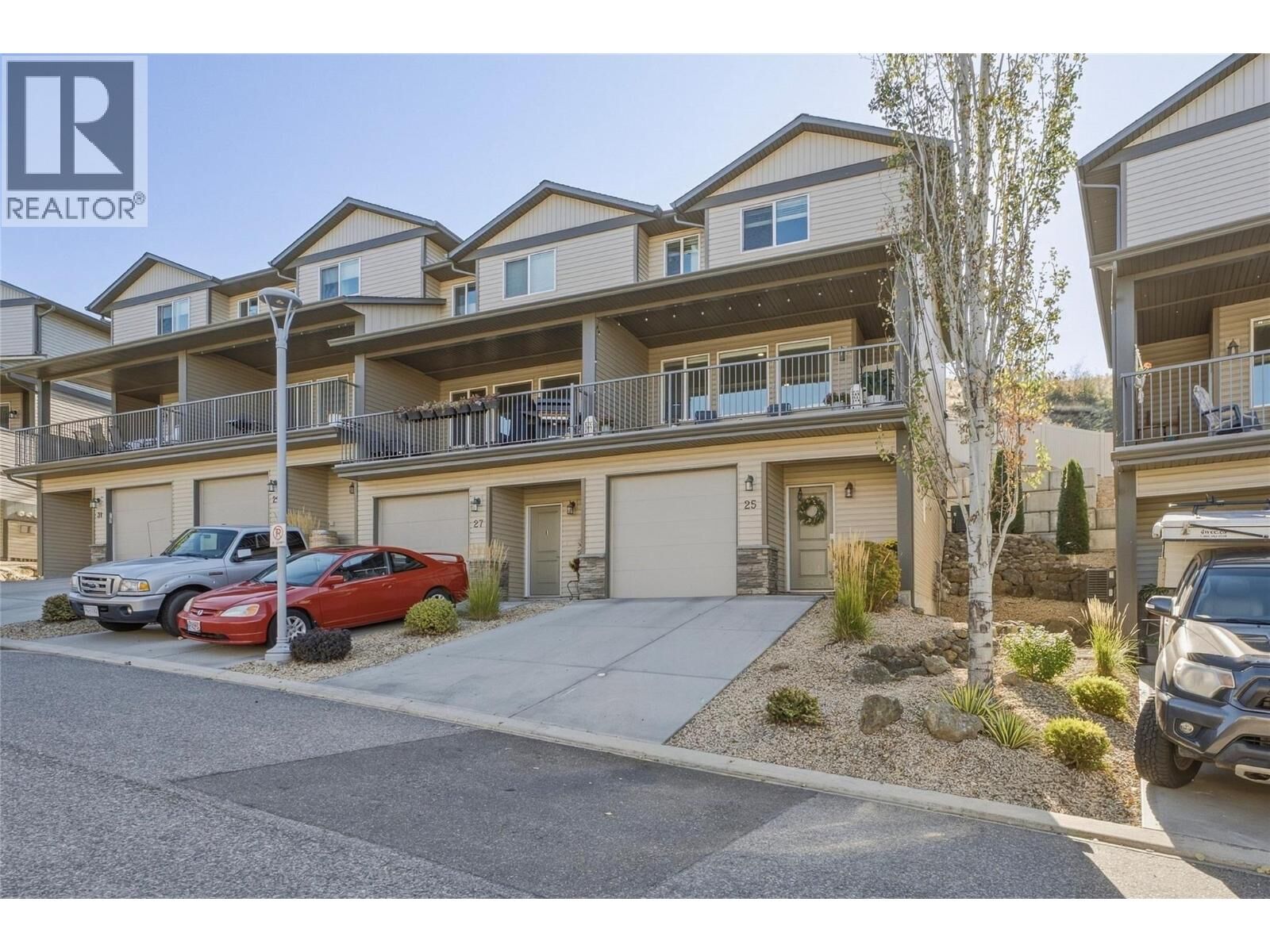 Property Photo:  933 Mt Robson Place 25  BC V1B 4G4 