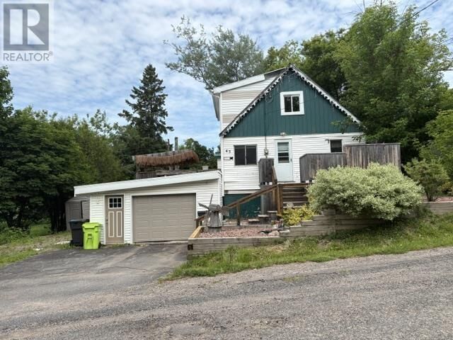 Property Photo:  43 Penno Rd  ON P6C 2Z9 