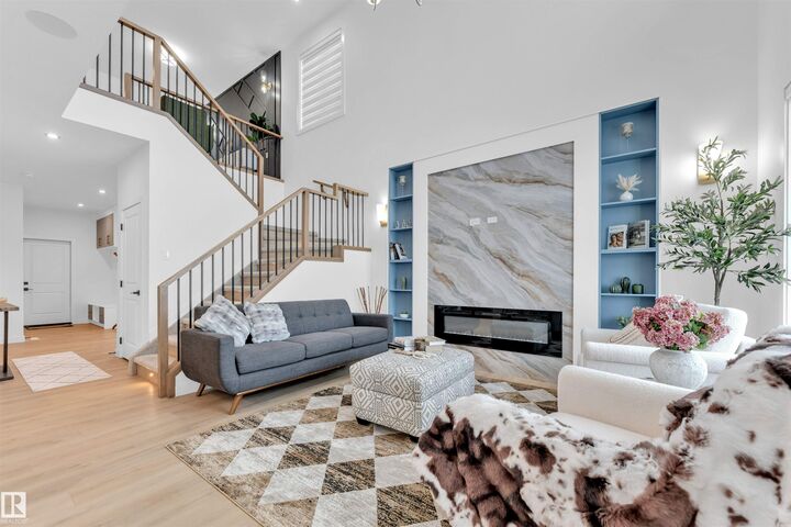 Property Photo:  2 Tenuto Link  AB T7X 4E2 