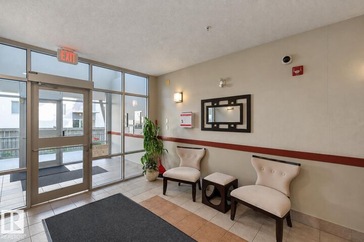 Property Photo:  11140 68 Avenue NW 101  AB T6H 2C2 