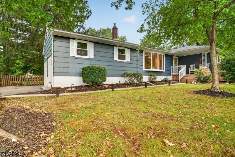 Property Photo:  8 Molly Bee Rd  NJ 08822 