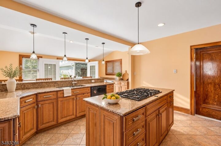 Property Photo:  14 Dawson Ave  NJ 07052 