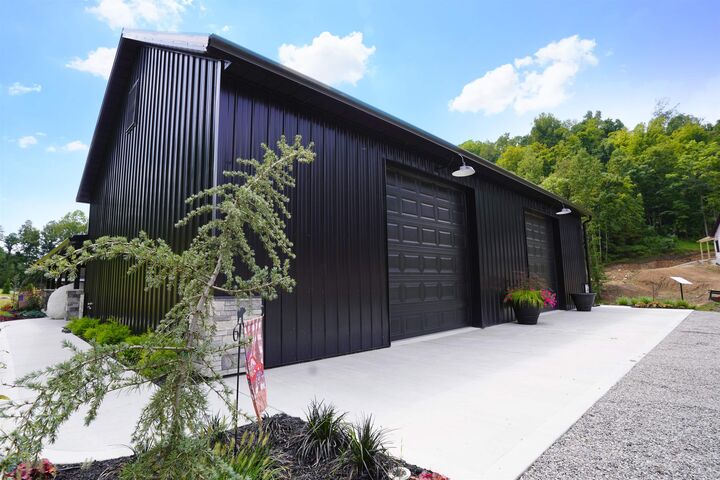 Property Photo: 487 Private Rd 707 OH 45638