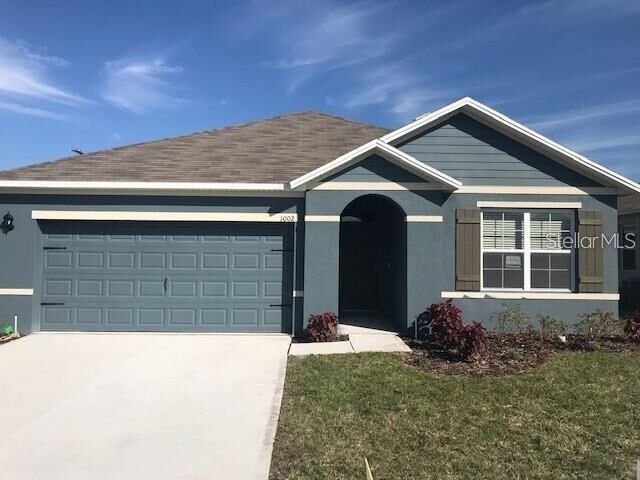 Property Photo: 2412 Fieldbrooke Way FL 32141
