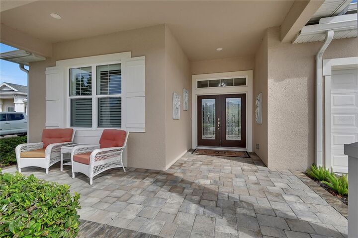 Property Photo: 1011 Megano Boulevard FL 32724