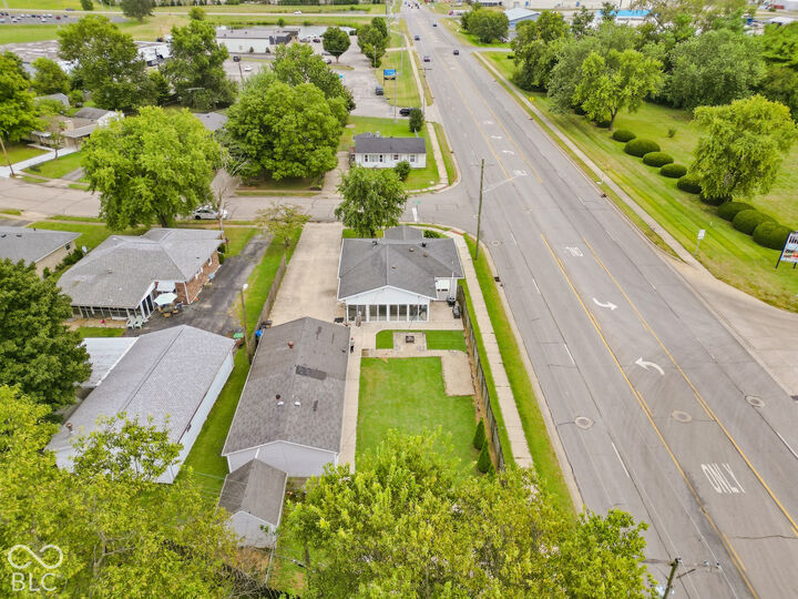 Property Photo: 490 Coovert Street IN 47201