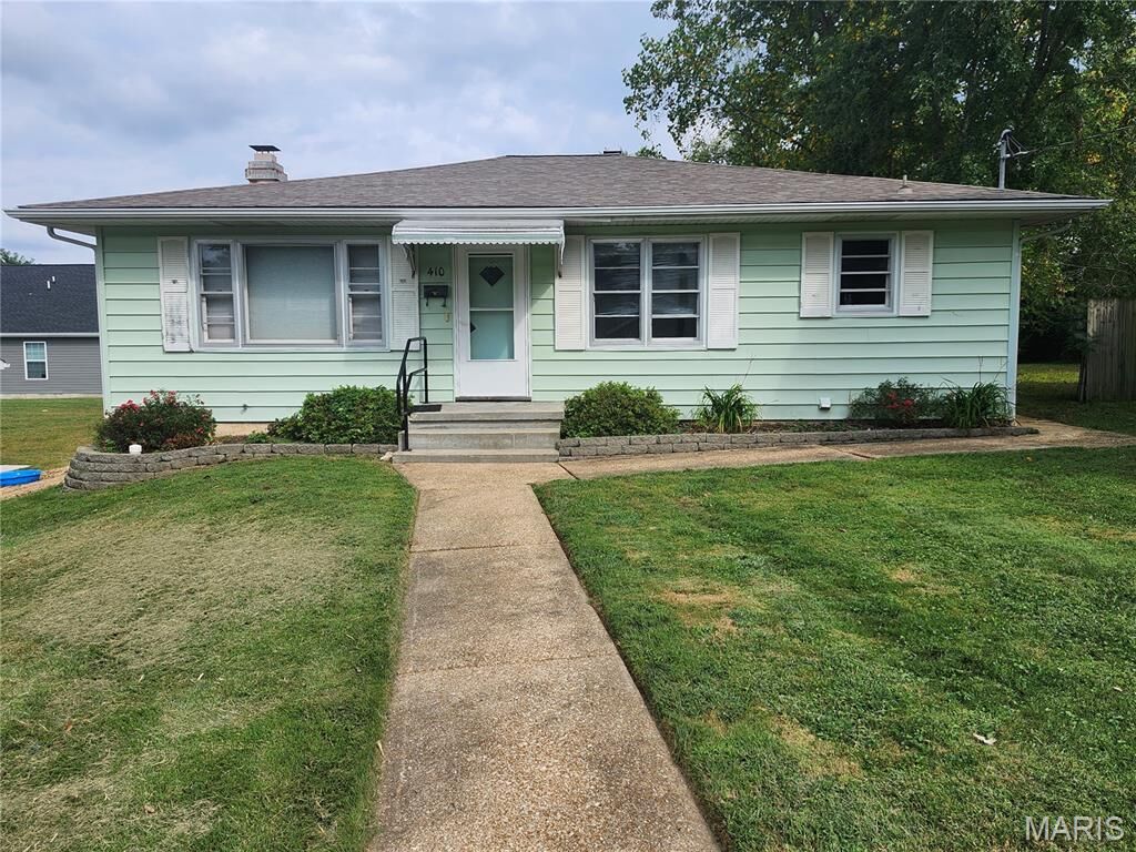 Property Photo: 410 S Oak Street MO 63084