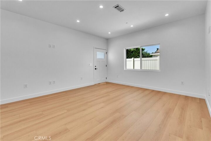 Property Photo: 4698 Kraft Avenue CA 91602