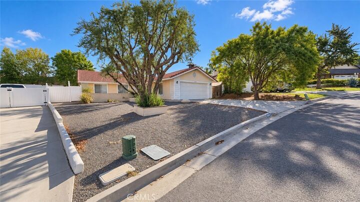 Property Photo:  23040 Pheasant Drive  CA 92587 