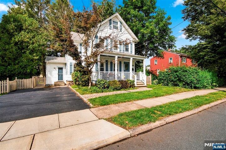 Property Photo:  436 Northern Parkway  NJ 07450 