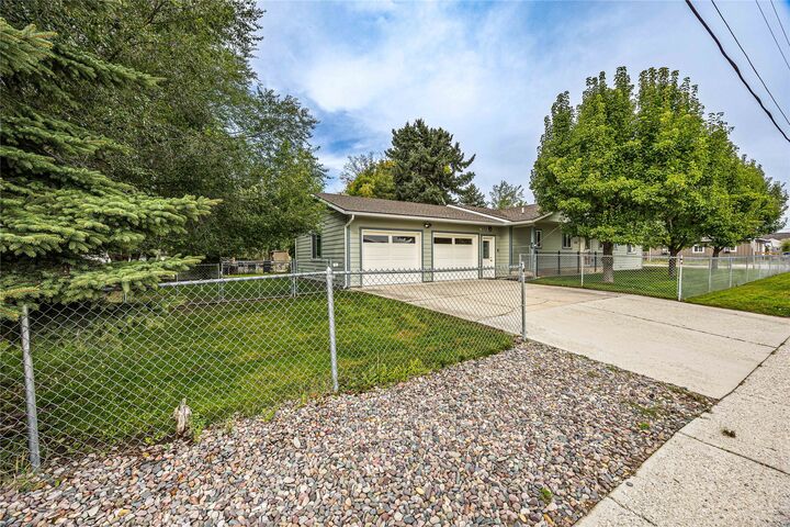 Property Photo:  3203 Clark Street  MT 59801 