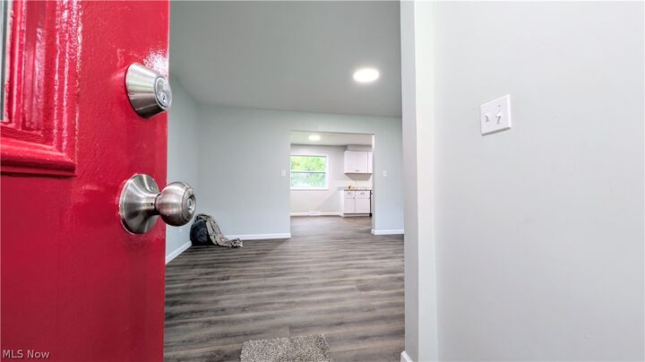 Property Photo: 1710 Lyndon Avenue OH 44004