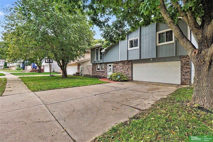 Property Photo:  11123 Crown Point Avenue  NE 68164 
