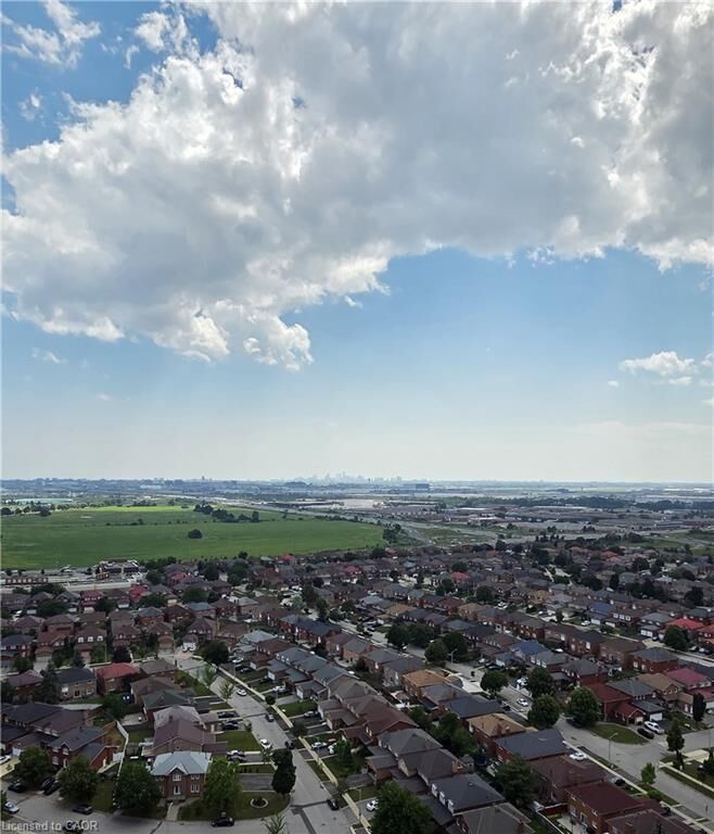Property Photo:  700 Humberwood Boulevard 2922  ON M9W 7J4 