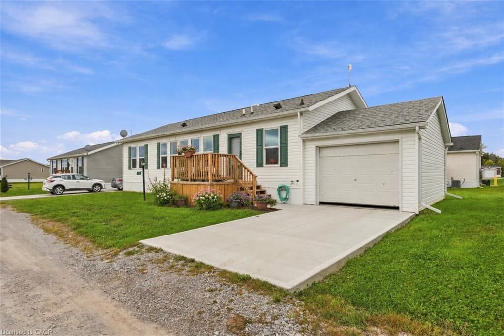 Property Photo:  17 Bent Willow Court  ON N0A 1L0 