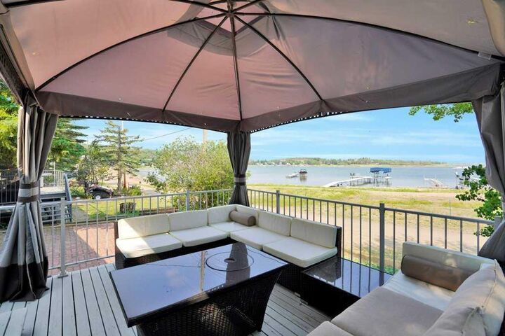 Property Photo:  34 Beach Street E  AB T0C 3B0 