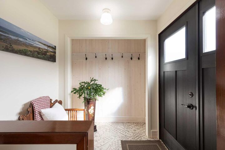Property Photo:  44 8 Street NE  AB T1A 5R3 