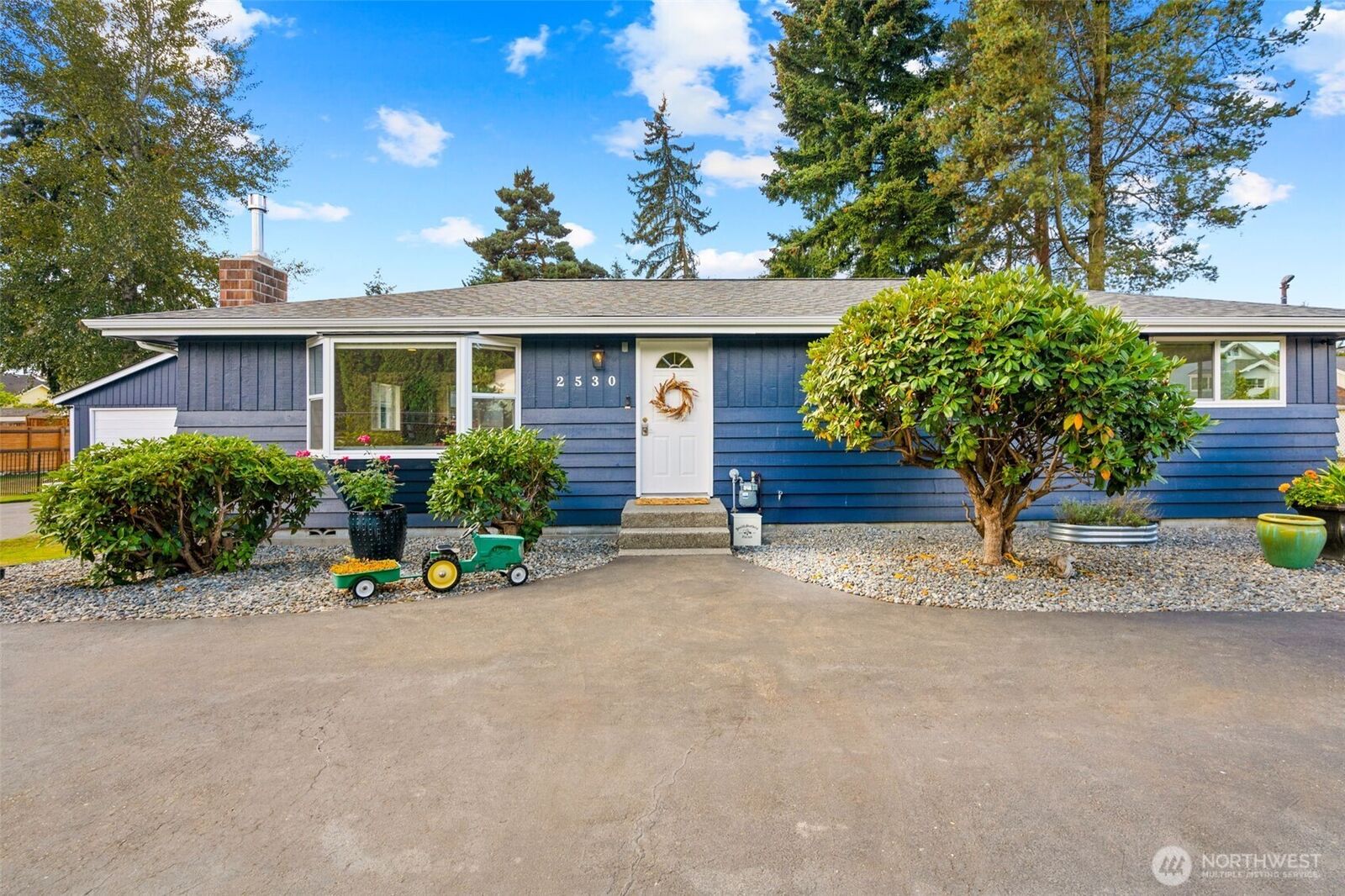 Property Photo: 2530 57th Avenue NE WA 98422