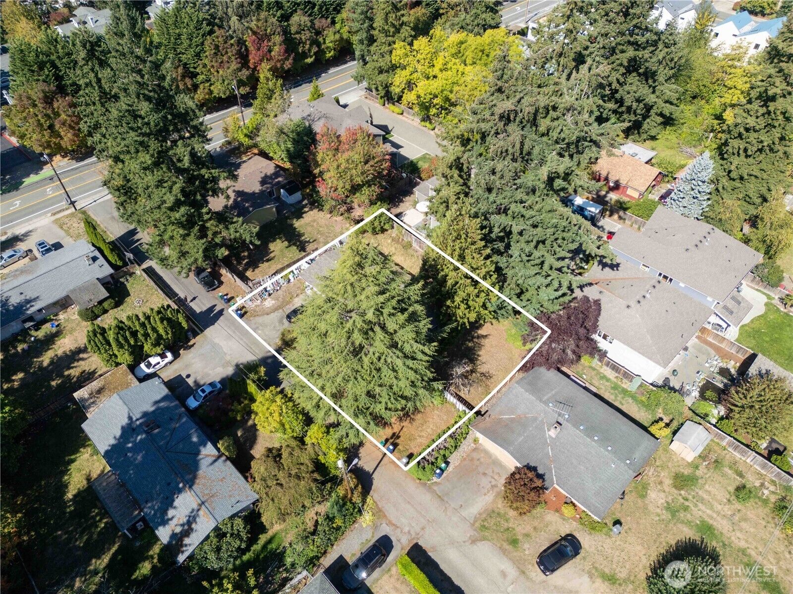 Property Photo: 12420 NE 87th Street WA 98072