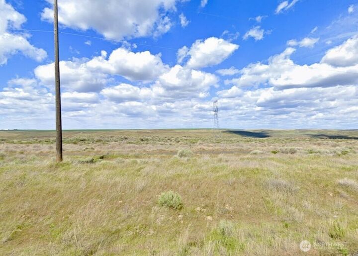 Property Photo:  4555  Wa-260  WA 99326 