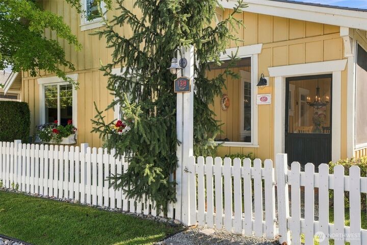 Property Photo:  138  Malarkey Lane  WA 98844 