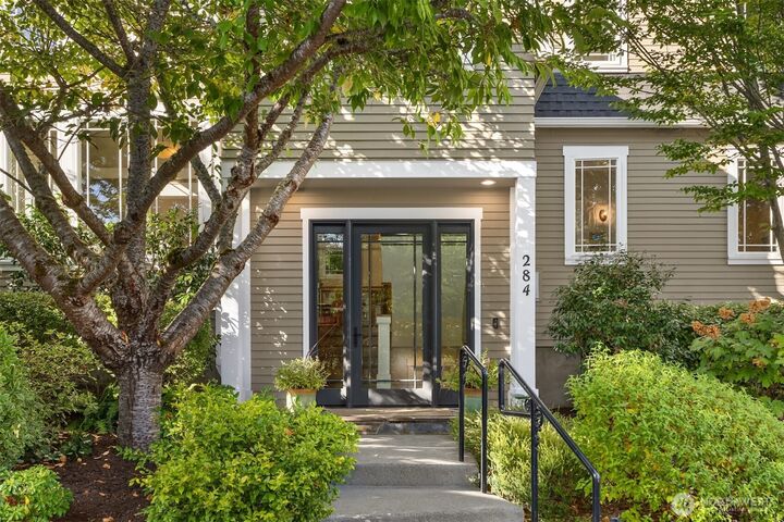 Property Photo: 284 Wood Avenue SW WA 98110