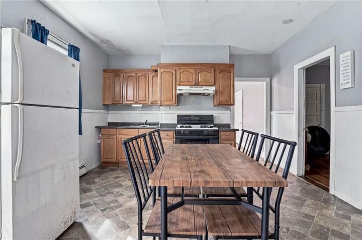 Property Photo:  51 Hall Street  RI 02904 