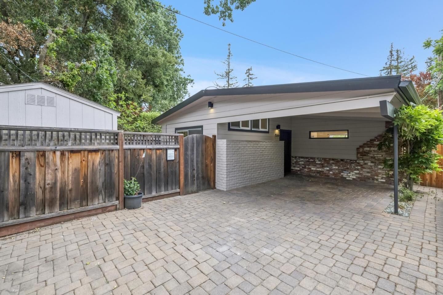 Property Photo: 1555 Stanford Avenue CA 94306