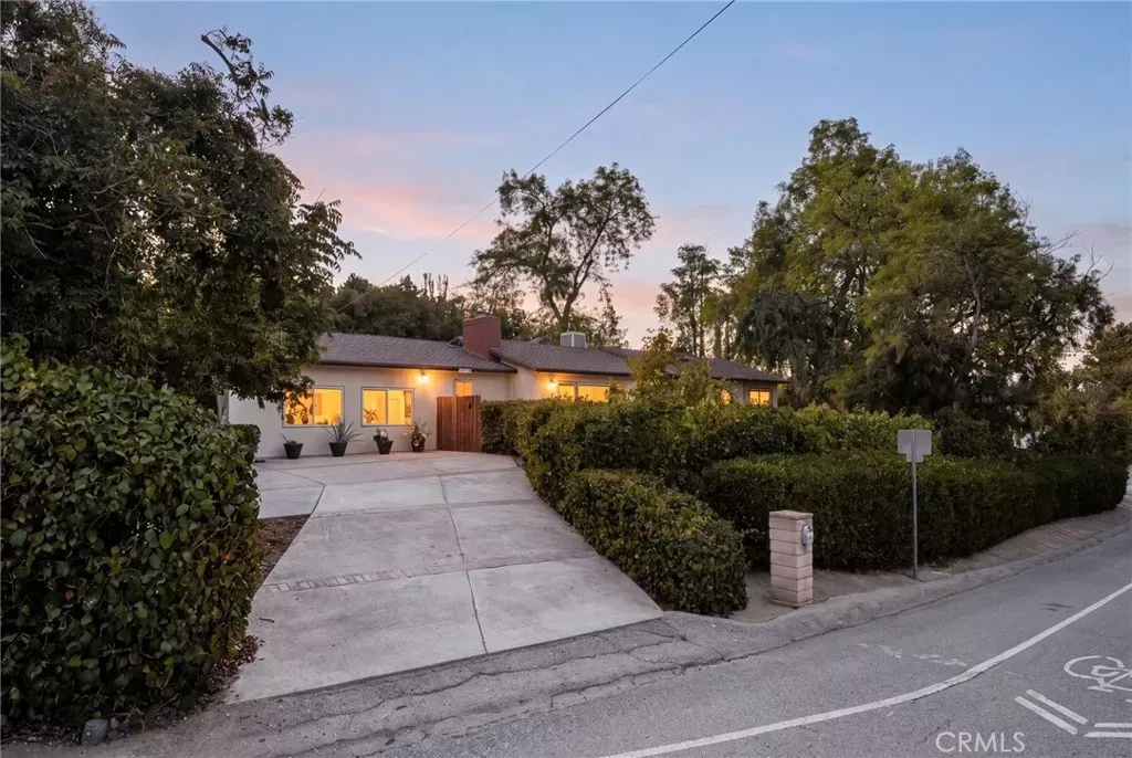 Property Photo: 30993 Palo Alto Drive CA 92373