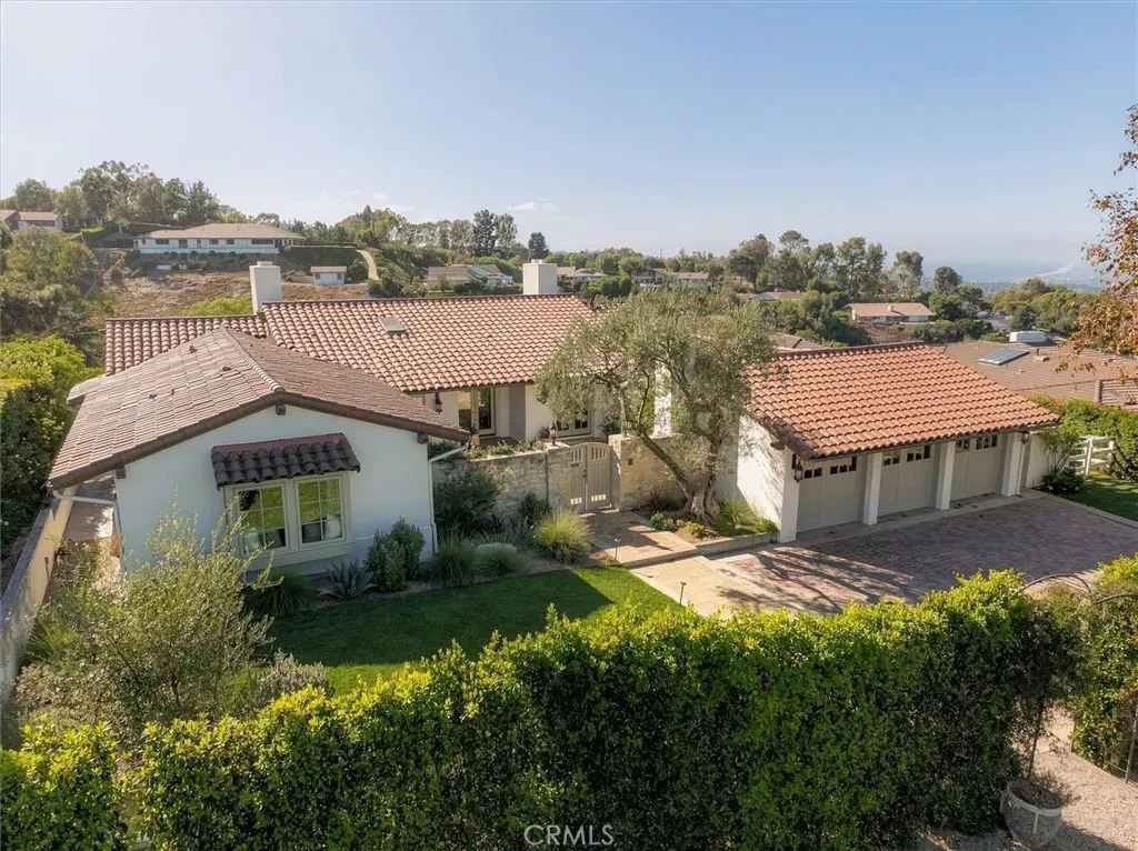 Property Photo: 28 Caballeros Road CA 90274