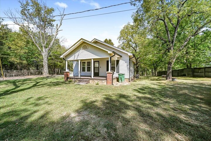 Property Photo: 64 Co Rd 1290 AL 35058