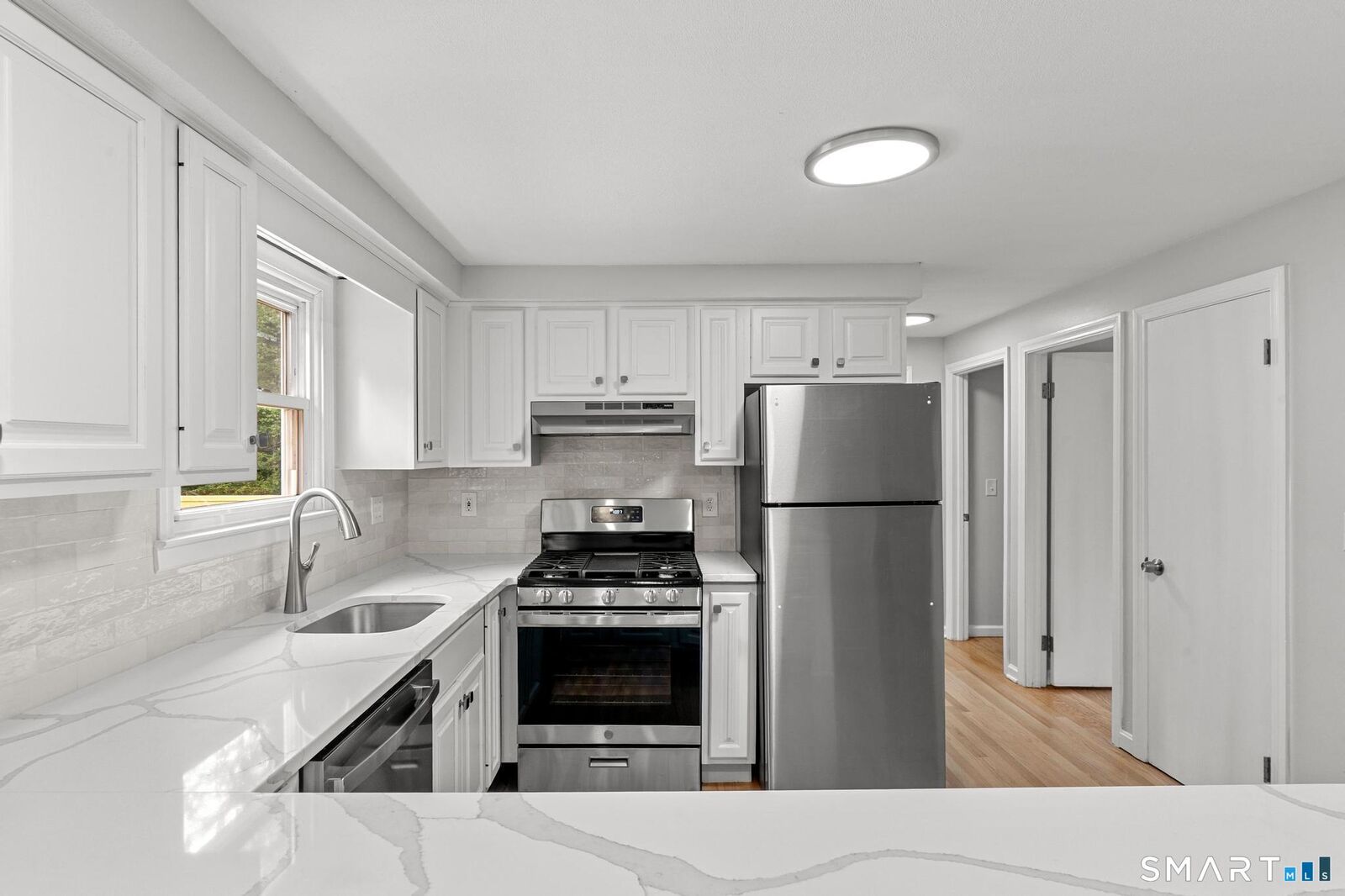 Property Photo:  173 Timber Trail  CT 06109 