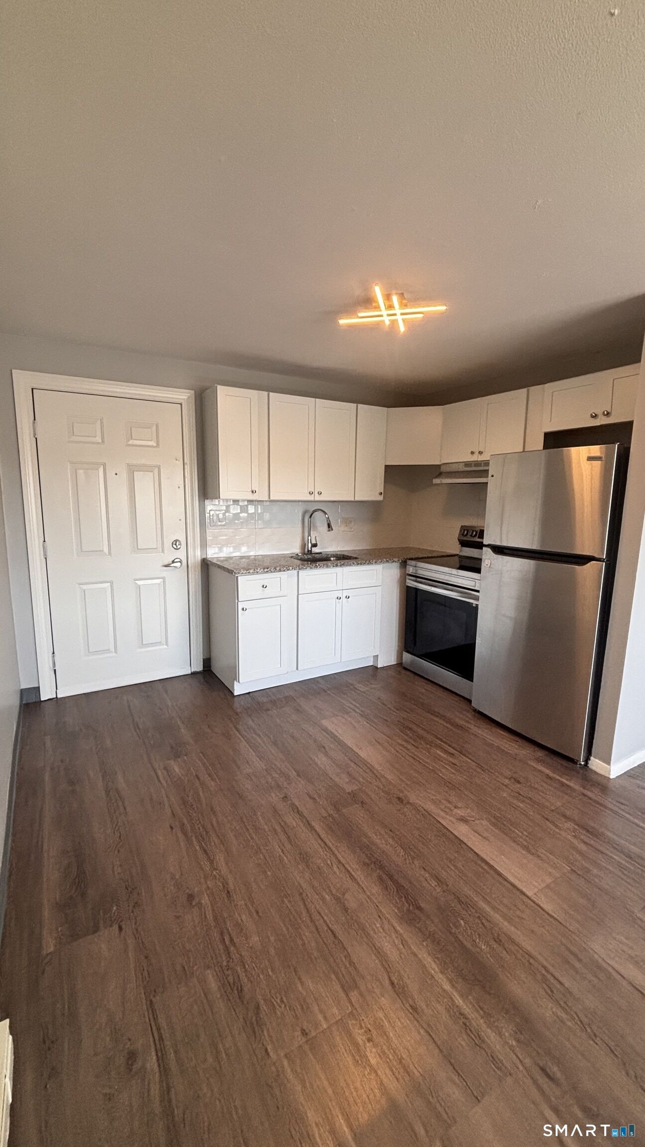 Property Photo:  931 W. Main Street 947-304  CT 06053 