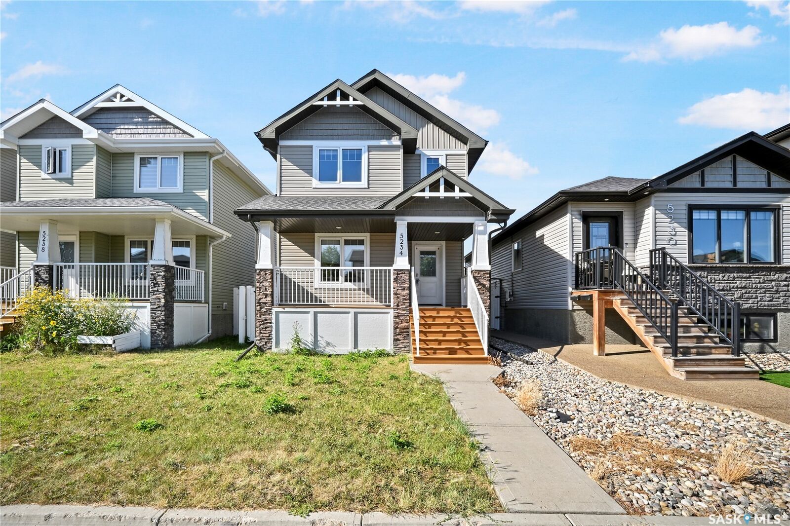 Property Photo:  5234 Campling Avenue  SK S4W 0L8 