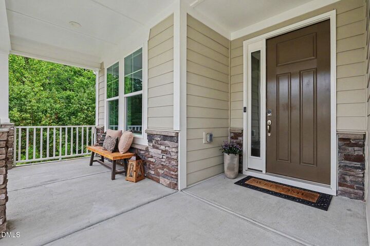 Property Photo:  611 Vine Pond Court  NC 27523 