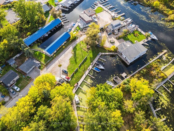Property Photo: 8 Mac Avenue ON L4P 3W5