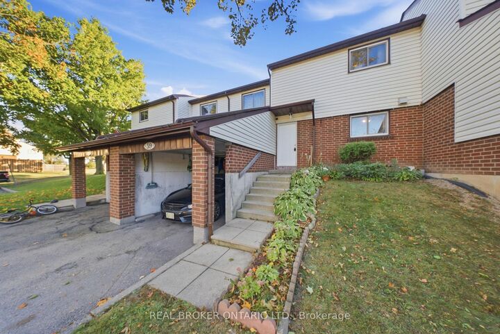 Property Photo: 880 Limeridge Road E 59 ON L8W 1N7