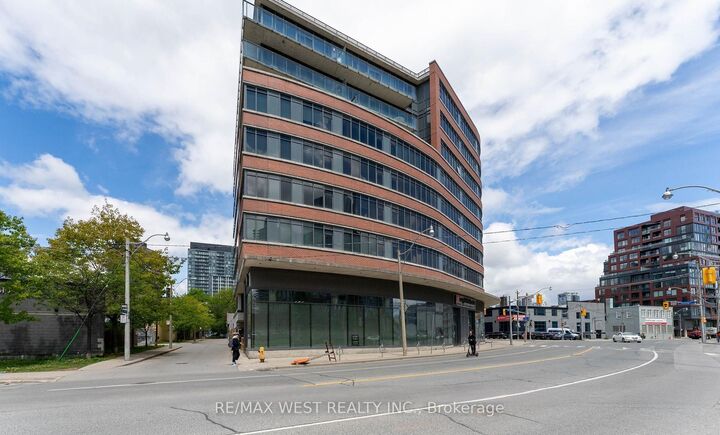 Property Photo: 90 Trinity Street 303 ON M5A 0E4