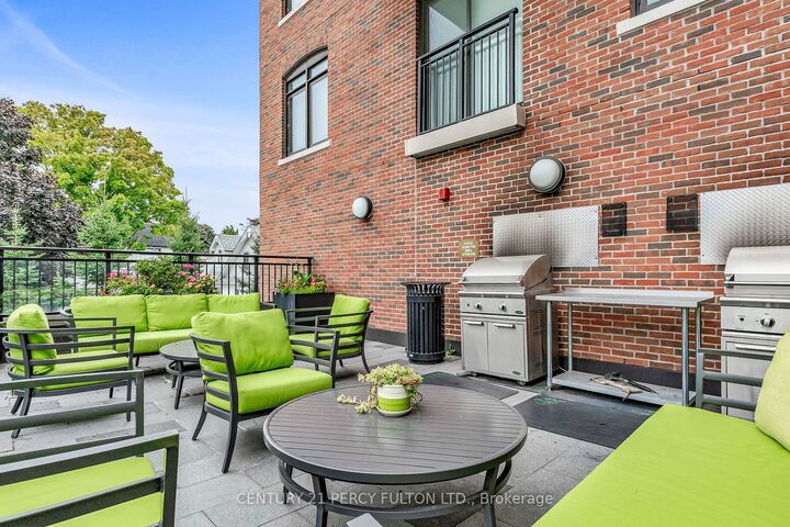 Property Photo:  6235 Main Street 417  ON L4A 4R3 