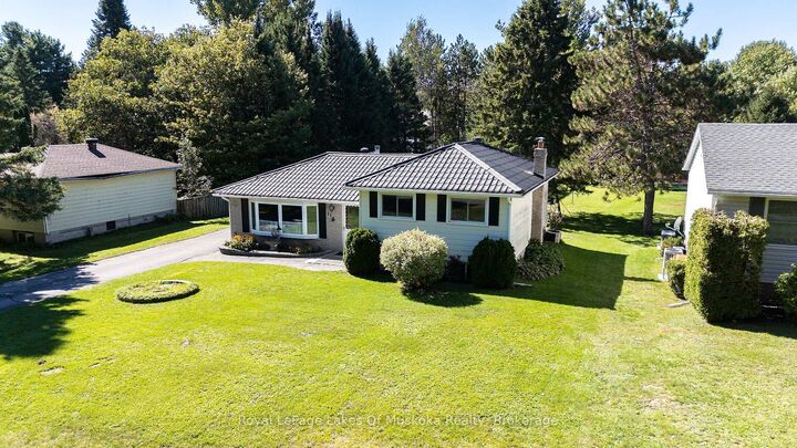 Property Photo: 11 Pine Street ON P1L 1L1