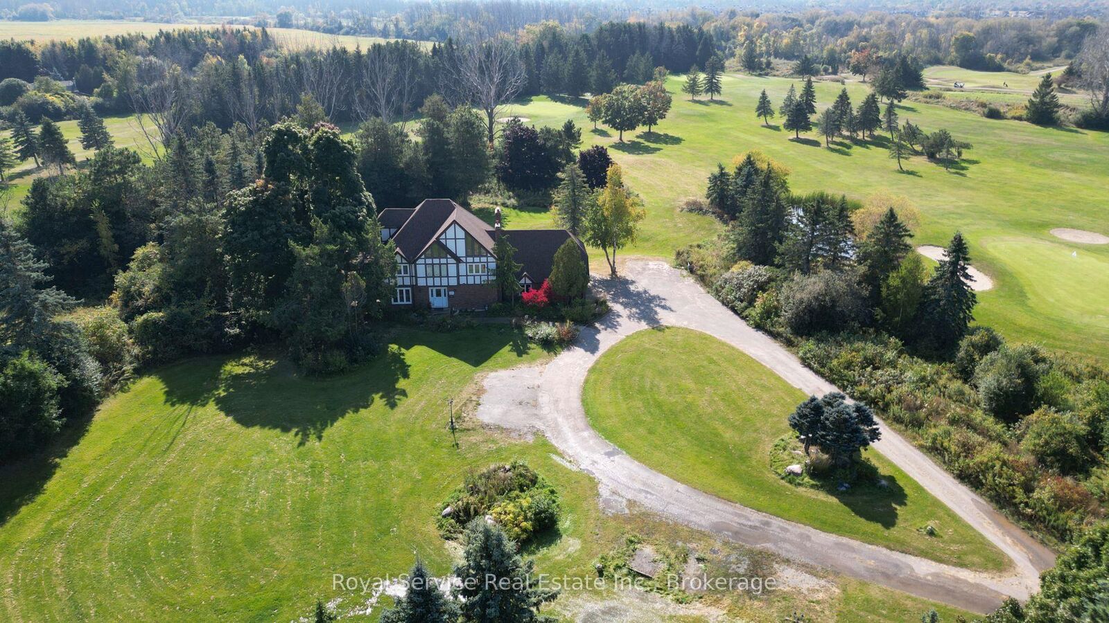 Photo de la propriété:  650 Lake Ridge Road  ON L1Z 1W9 