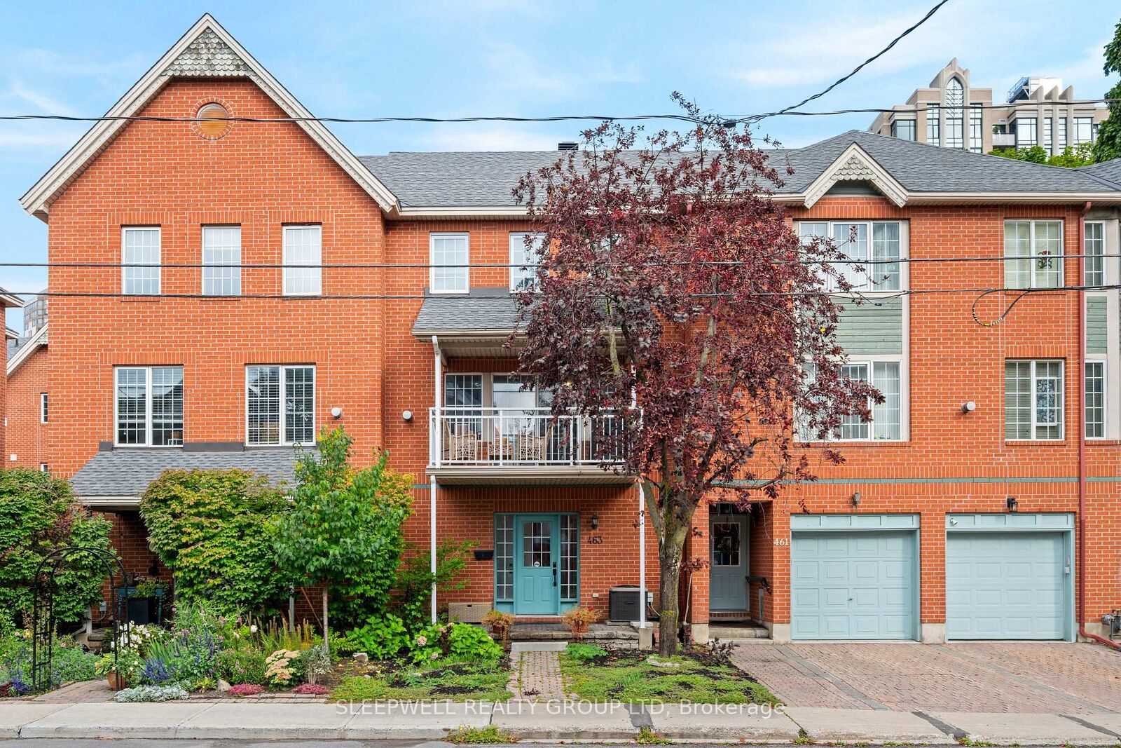 Property Photo:  463 Cooper Street  ON K1R 5H8 