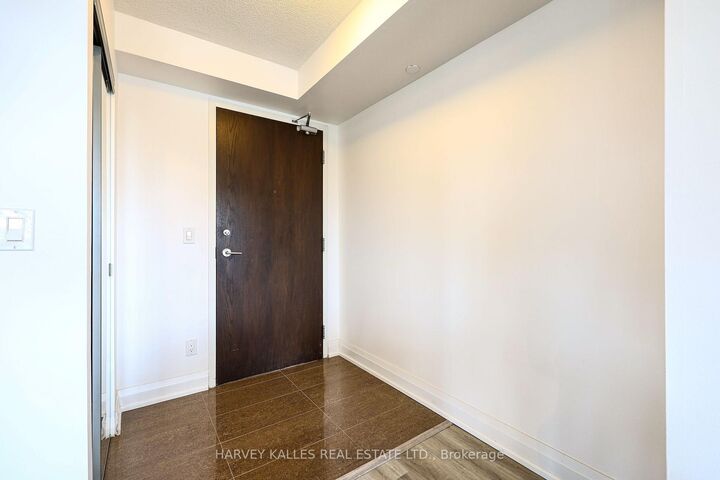 Property Photo: 75 Norman Bethune Avenue 317 ON L4B 0B6