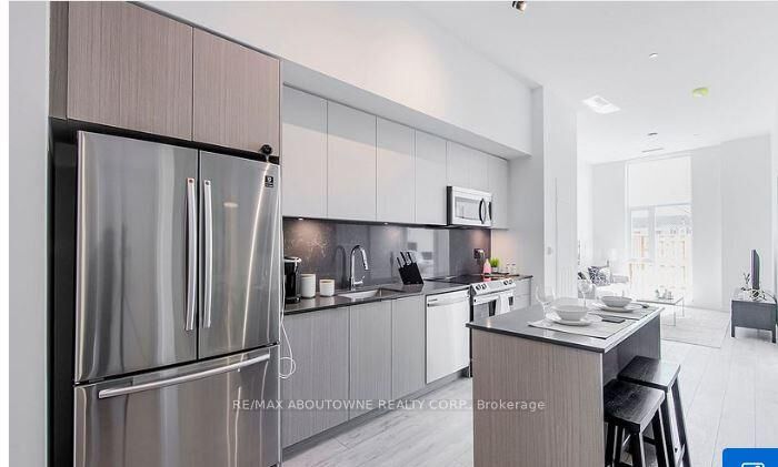 Property Photo:  125 Bronte Road A917  ON L6L 3C1 