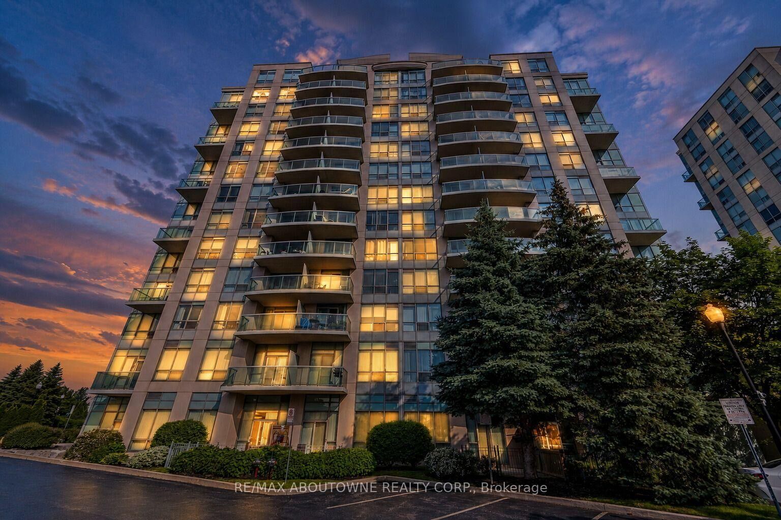 Property Photo:  2585 Erin Centre Boulevard 1102  ON L5M 6Z7 