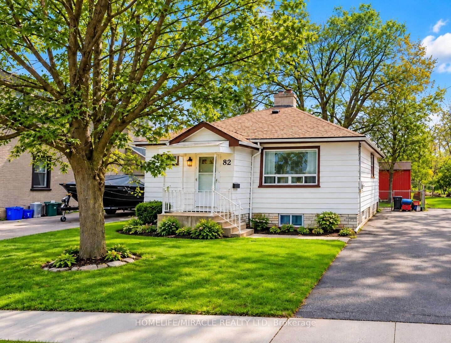 Photo de la propriété:  82 Norfolk Avenue  ON N1R 3T9 