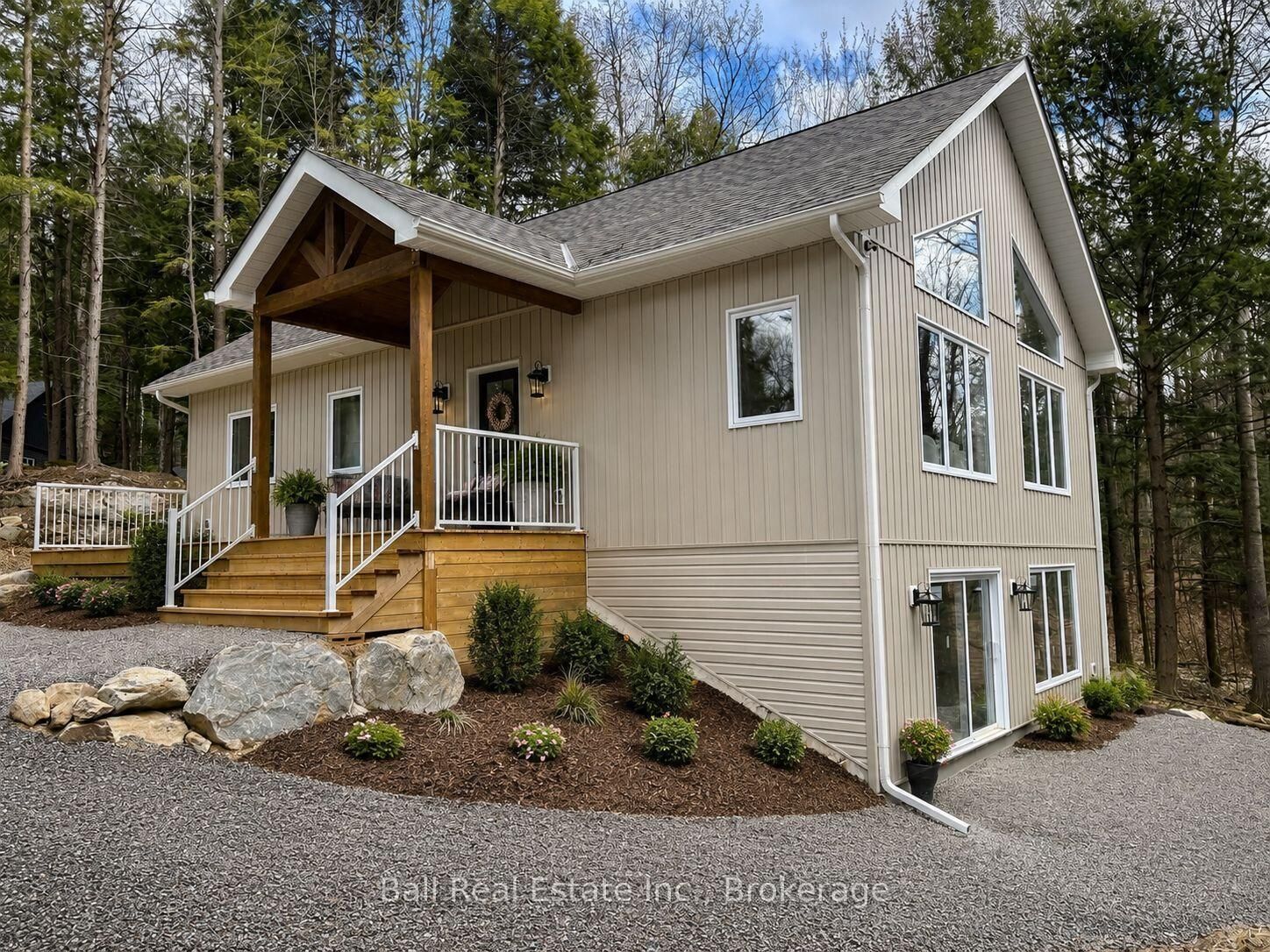 Property Photo:  180 Lakeview Street  ON K0M 1S0 