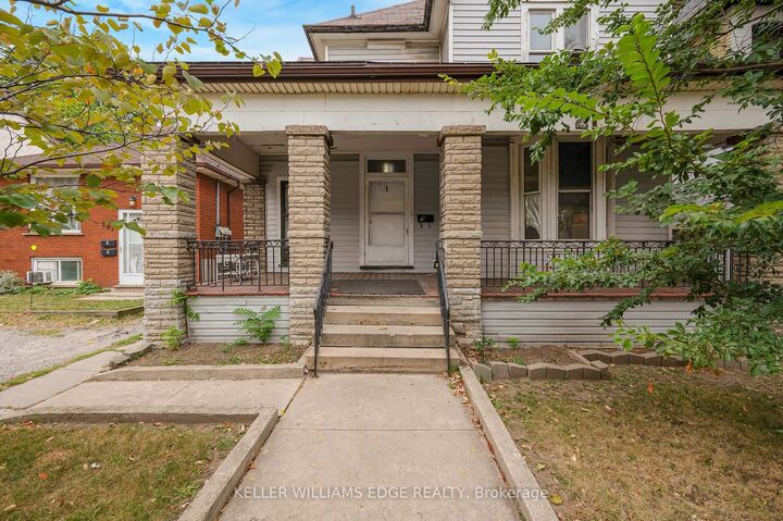 Property Photo:  211 Wentworth Street N  ON L8L 5V6 